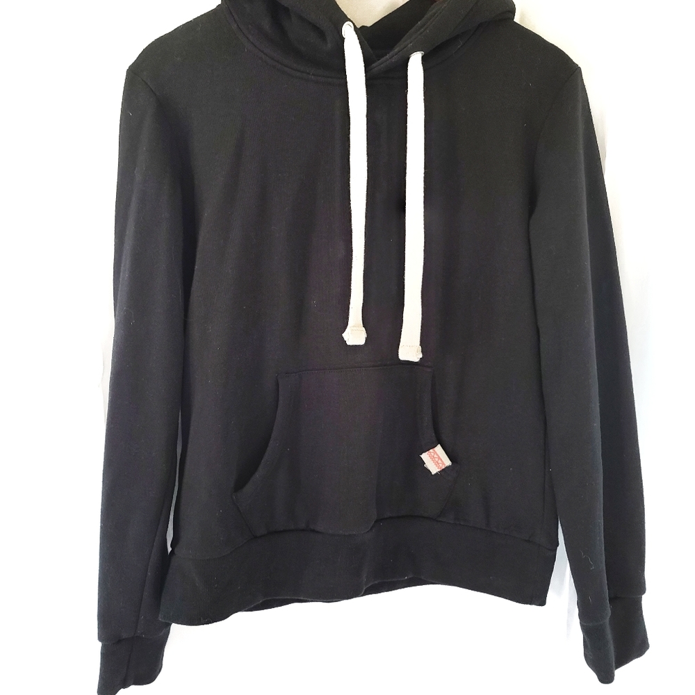 Black pullover sweater size large -F